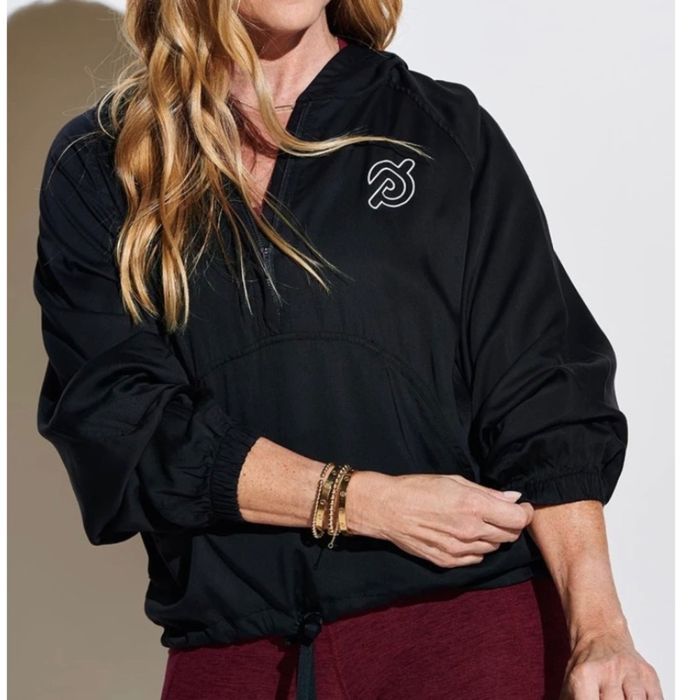 Peloton Lululemon City Stroll hoodie NIB